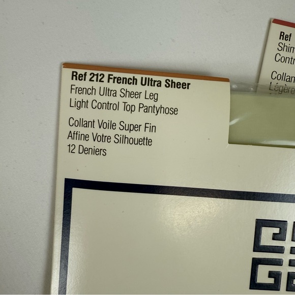 Vintage Givenchy Pantyhose Size B Set of 4 Nude Deadstock 90s NEW - Picture 8 of 15